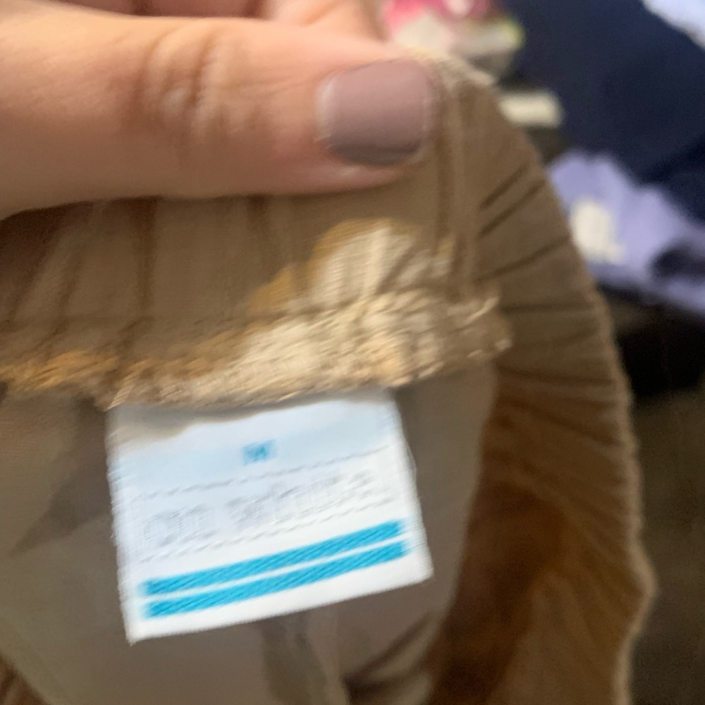 Capris - Picture 3 of 3